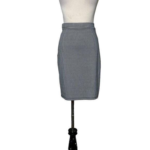 Ambiance Apparel black white houndstooth pull on mini skirt size M - Picture 11 of 13